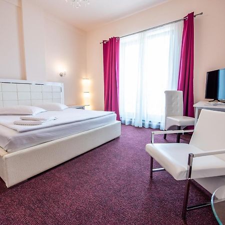 Hotel Imperial Temeşvar Dış mekan fotoğraf