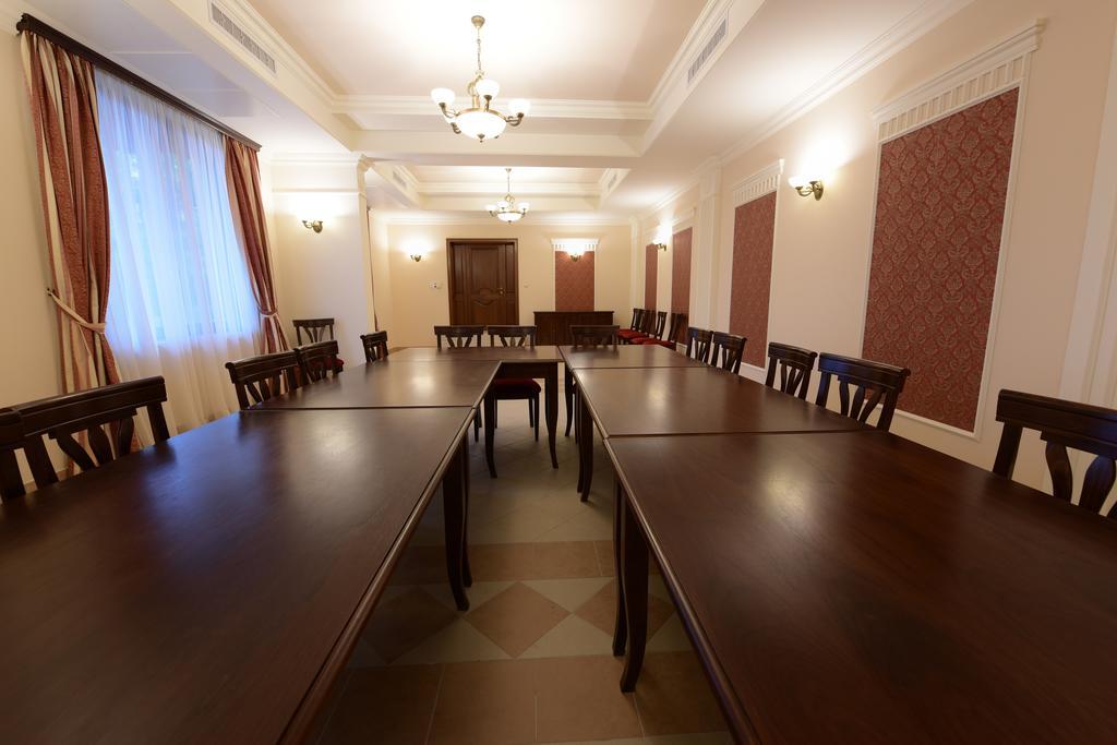 Hotel Imperial Temeşvar Dış mekan fotoğraf