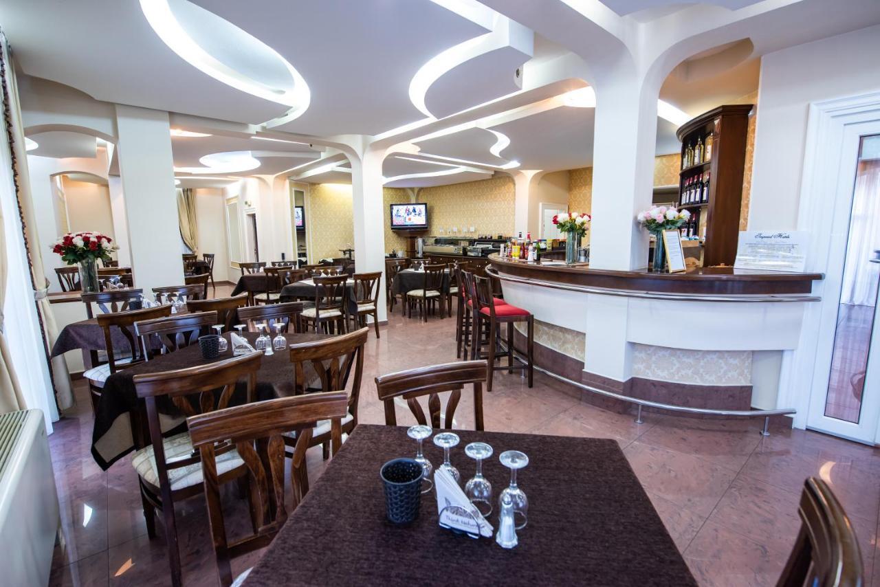 Hotel Imperial Temeşvar Dış mekan fotoğraf